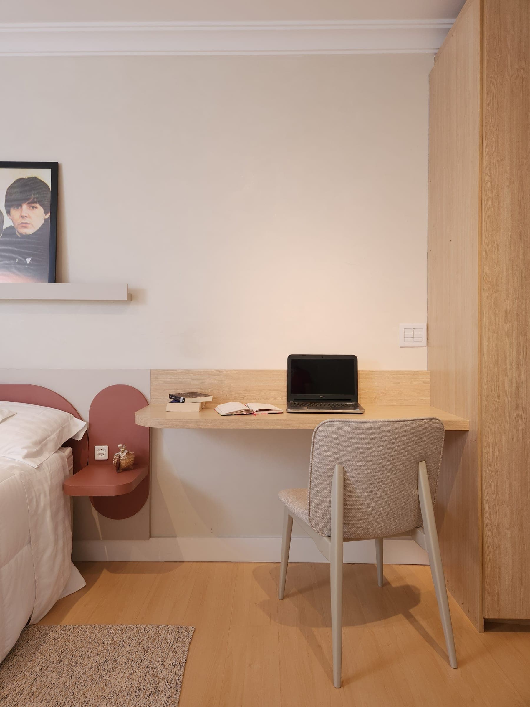 Quarto PB — imagem 2